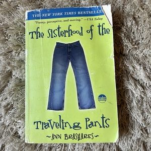 The Sisterhood of the Traveling Pants by Ann Brashares Paperback Book
